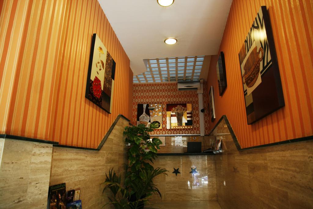 Hotel Plaza Sevilha Exterior foto